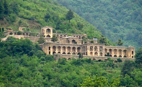 Pari Mahal: A Garden Between Heaven and Earth