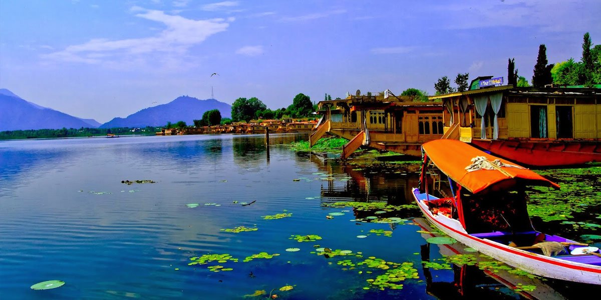 Nigeen Lake: Kashmir’s Quiet Escape
